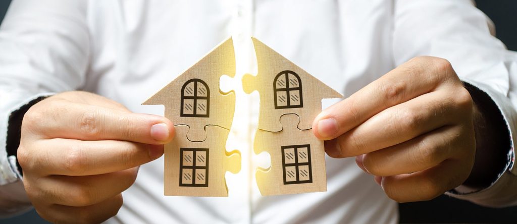 Sell Your House Fast for CASH During a Divorce in Naperville, IL