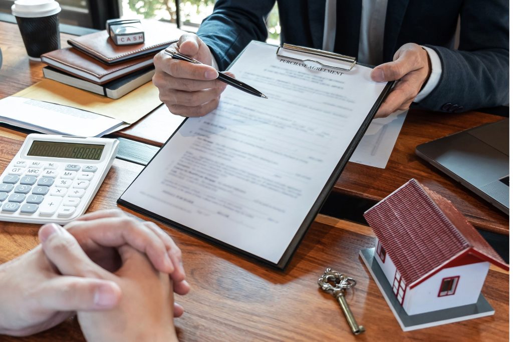 Selling a House With No Contingencies in Bolingbrook, IL