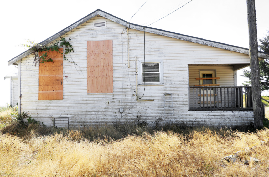 Sell Your Run-Down Home Fast for Cash in Aurora, IL